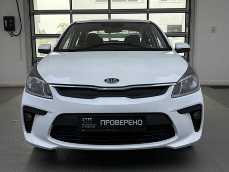2018 Kia Rio IV, белый, 1109000 рублей, вид 2