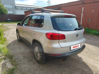 2013 Volkswagen Tiguan I Рестайлинг, серебристый, 980000 рублей, вид 4