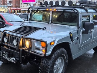 2002 Hummer H1, серебристый, 8300000 рублей, вид 4