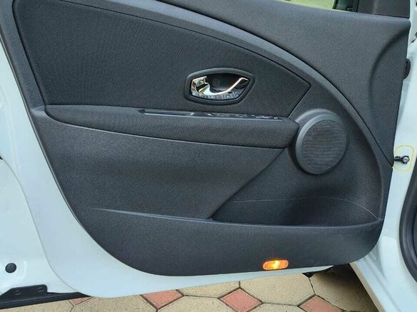 2013 Renault Fluence I Рестайлинг, белый, 1200000 рублей - вид 16