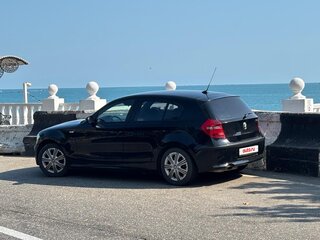 2009 BMW 1 серии 116i I (E81/E82/E87/E88) Рестайлинг, чёрный, 750000 рублей, вид 3