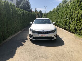 2019 Kia Optima IV Рестайлинг, белый, 2550000 рублей, вид 5