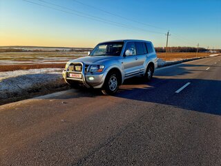 2002 Mitsubishi Pajero III, серебристый, 900000 рублей, вид 1