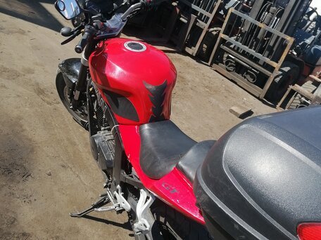 2014 Hyosung Comet GT250, красный, 180000 рублей, вид 3