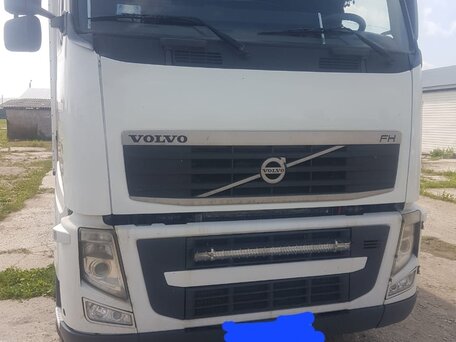 2012 Volvo FH, белый, 3500000 рублей, вид 3