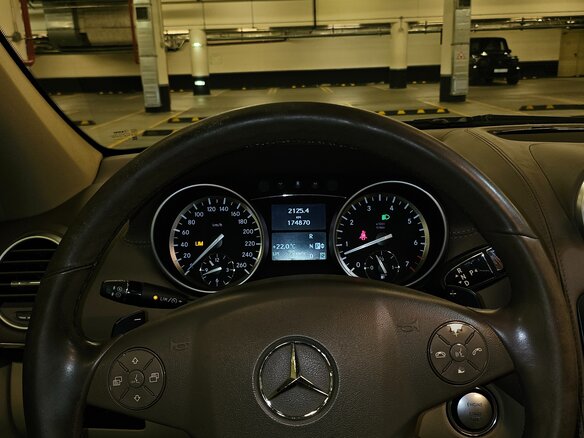 2010 Mercedes-Benz GL-Класс 500 I (X164) Рестайлинг, чёрный, 2100000 рублей - вид 10