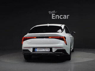 2025 Kia K5 III Рестайлинг, белый, 3200000 рублей, вид 5