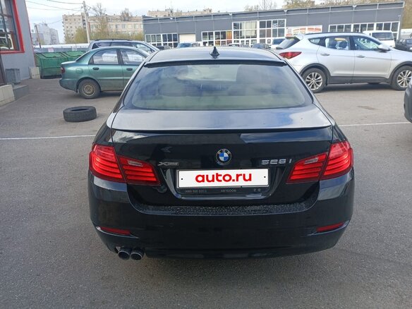 2013 BMW 5 серии 528i xDrive VI (F10/F11/F07) Рестайлинг, чёрный, 1700000 рублей - вид 3