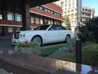 2008 Bentley Azure II, белый, 31000000 рублей, вид 1