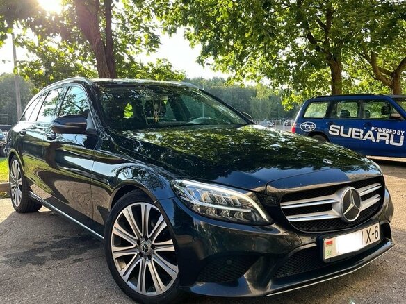 2018 Mercedes-Benz C-Класс 220 d IV (W205) Рестайлинг, чёрный, 1750000 рублей - вид 2
