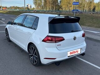 2020 Volkswagen Golf GTI VII Рестайлинг, белый, 2500000 рублей, вид 5