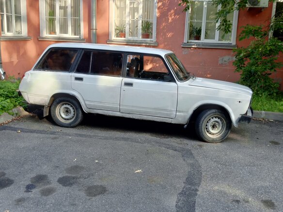 1992 Lada (ВАЗ) 2104 5-speed, белый, 85000 рублей - вид 5