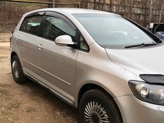 2009 Volkswagen Golf Plus II, серебристый, 590000 рублей, вид 3