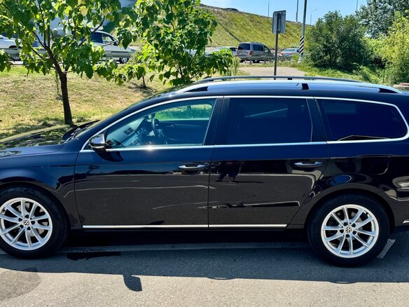 2012 Volkswagen Passat B7, чёрный, 1111110 рублей - вид 6