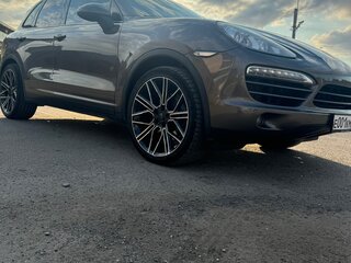 2013 Porsche Cayenne Diesel II (958), коричневый, 2300000 рублей, вид 1