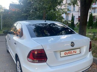 2016 Volkswagen Polo V Рестайлинг, белый, 1250000 рублей, вид 4