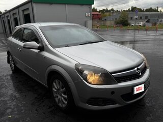 2007 Opel Astra GTC H Рестайлинг, серебристый, 470000 рублей, вид 1