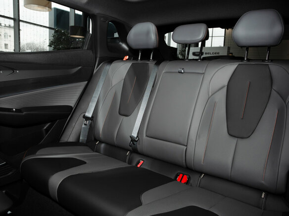 2026 Geely Cityray, белый - вид 36