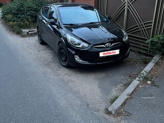 2011 Hyundai Solaris I, чёрный, 720000 рублей, вид 4