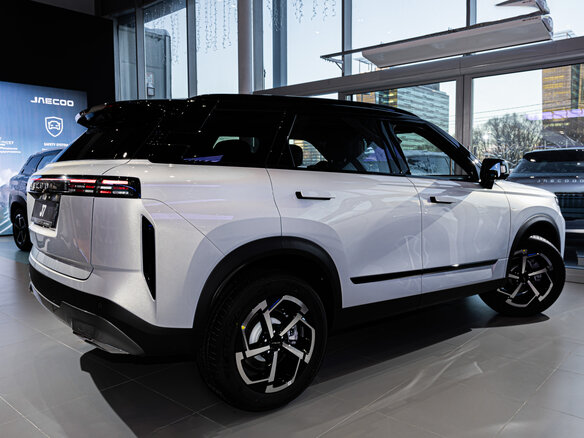 2025 Jaecoo J7 I, серый, 3139000 рублей - вид 3