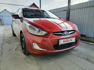 2011 Hyundai Solaris I, красный, 700000 рублей, вид 1