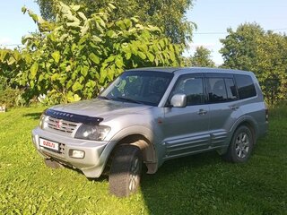 2001 Mitsubishi Pajero III, серебристый, 950000 рублей, вид 1