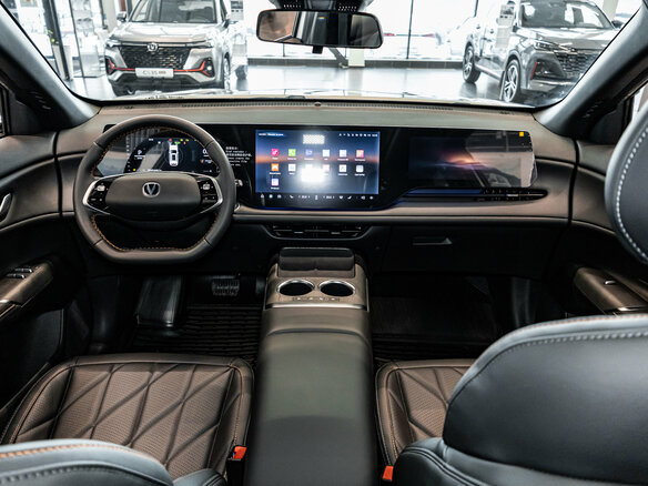 2025 Changan CS75 Plus IV, коричневый - вид 7