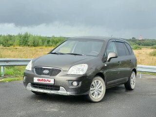 2011 Kia Carens II (UN), коричневый, 600000 рублей, вид 1