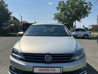 2015 Volkswagen Jetta VI Рестайлинг, серебристый, 1250000 рублей, вид 2