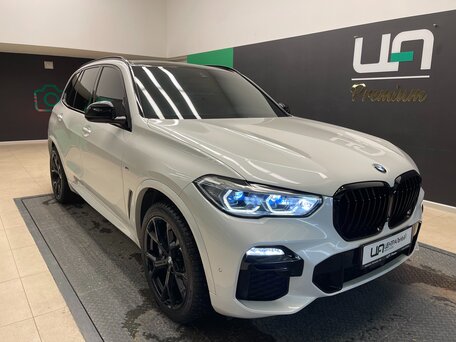 2021 BMW X5 40d IV (G05/G18), белый, 9500000 рублей, вид 1