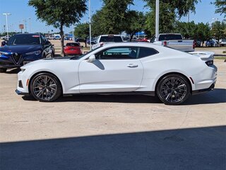 2022 Chevrolet Camaro ZL1 VI Рестайлинг, белый, 18279303 рублей, вид 3