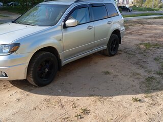 2003 Mitsubishi Outlander I, серебристый, 550000 рублей, вид 2