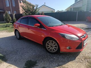 2013 Ford Focus III, красный, 695000 рублей, вид 2
