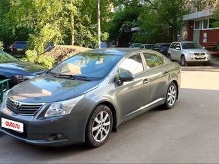 2011 Toyota Avensis III, зелёный, 975000 рублей, вид 1