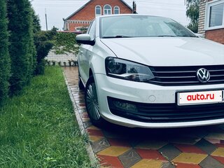2017 Volkswagen Polo V Рестайлинг, белый, 900000 рублей, вид 5