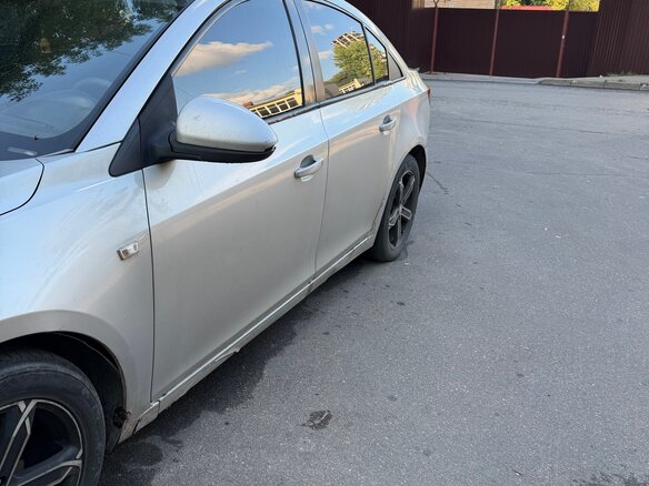 2011 Chevrolet Cruze I, серебристый, 435000 рублей - вид 8