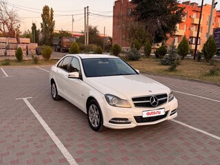 2011 Mercedes-Benz C-Класс 180 BlueEFFICIENCY III (W204) Рестайлинг, белый, 1399999 рублей, вид 2
