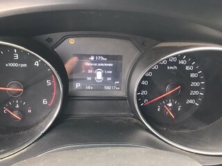 2020 Kia Carnival III, чёрный, 2900000 рублей, вид 5
