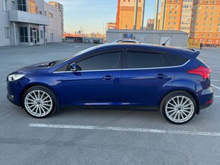 2015 Ford Focus III Рестайлинг, синий, 1900000 рублей, вид 5
