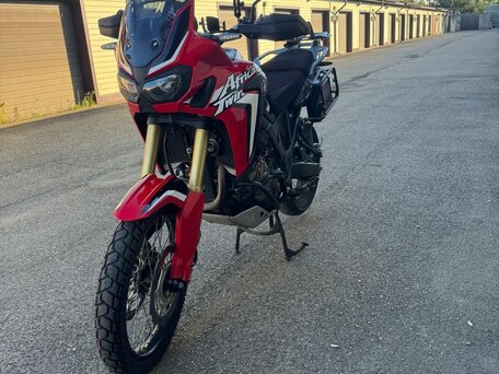 2016 Honda CRF 1000L Africa Twin, красный, 900000 рублей, вид 1