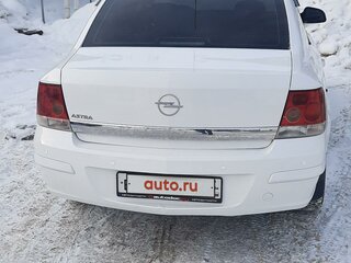 2013 Opel Astra H Рестайлинг, белый, 444000 рублей, вид 2