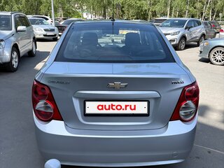 2012 Chevrolet Aveo II, серебристый, 620000 рублей, вид 5