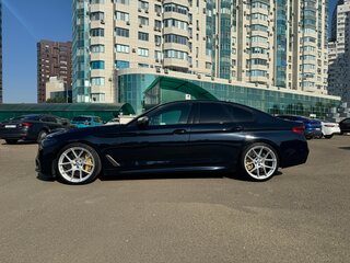 2018 BMW 5 серии M550d xDrive VII (G30/G31/G38), чёрный, 5800000 рублей, вид 4