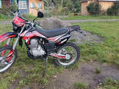 2025 JHL ELX300, красный, 130000 рублей, вид 2