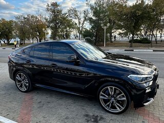 2020 BMW X6 40d III (G06), чёрный, 9100000 рублей, вид 4
