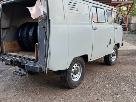 2011 УАЗ 3909, серебристый, 795000 рублей, вид 1