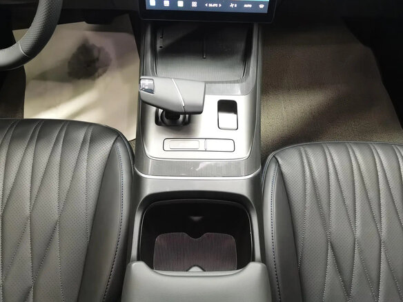 2024 Changan Eado Plus I, серый, 1650000 рублей - вид 8