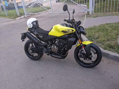 2025 Husqvarna Vitpilen 801, жёлтый, 1250000 рублей, вид 2