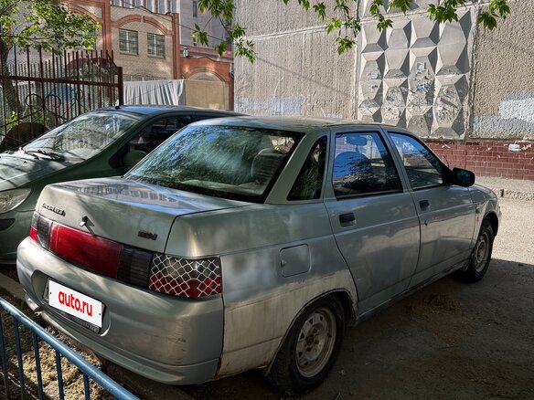 2005 Lada (ВАЗ) 2110, серебристый, 105000 рублей - вид 3