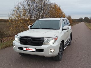 2012 Toyota Land Cruiser 200 Series Рестайлинг 1, белый, 3560000 рублей, вид 3